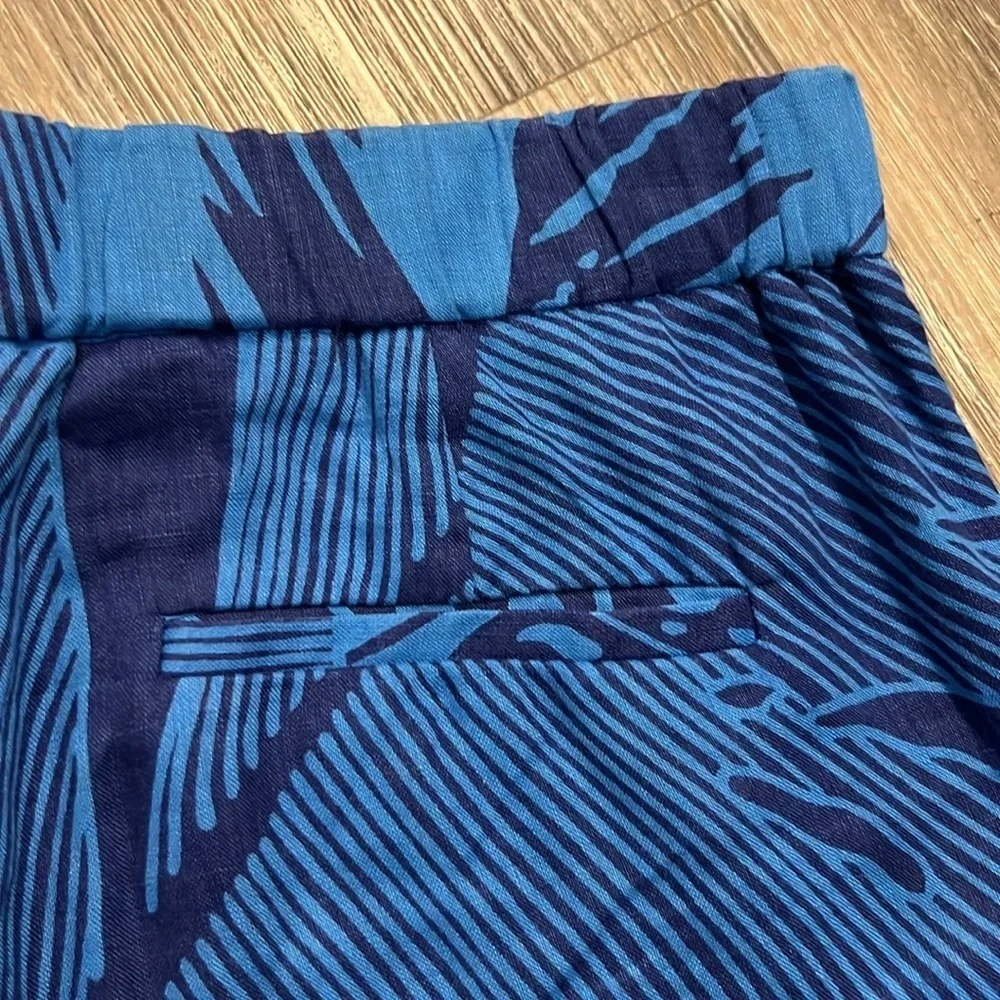 J.Crew blue linen tropical palm shorts size 4 - Picture 5 of 8